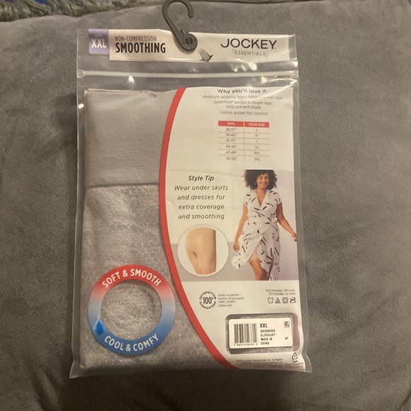 💜Jockey° Essentials Seamfree® No Chafe Slipshort - Picture 4 of 6